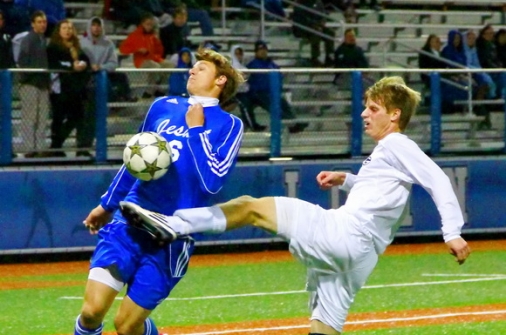 soccer_2012_13_jhs_v_gulfport_112712_16