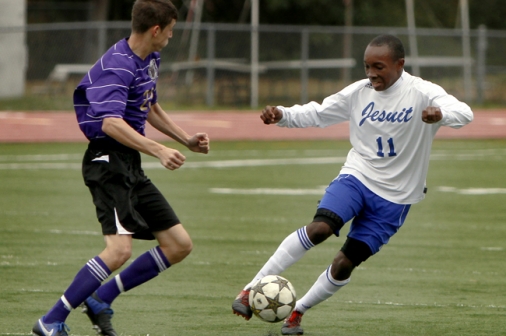 12-28-12_soccer_vs-_hahnville_01web