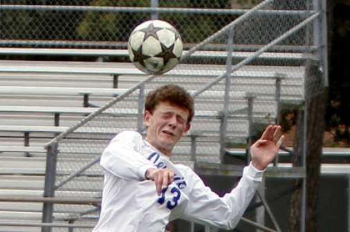 12-28-12_soccer_vs-_hahnville_02web