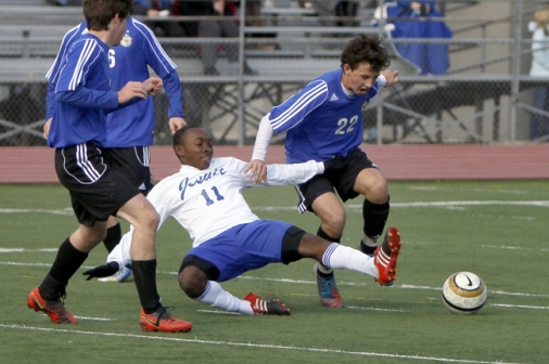 12-28-12_soccer_vs-_mandeville_001web
