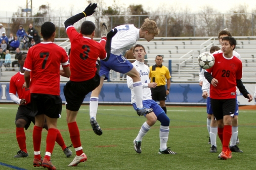 alumni_soccer_day_jesuit_vs-_west_jeff_16web