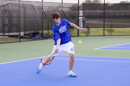 tennis_20130409_jhsvsholycross_0013hiehausjon_web