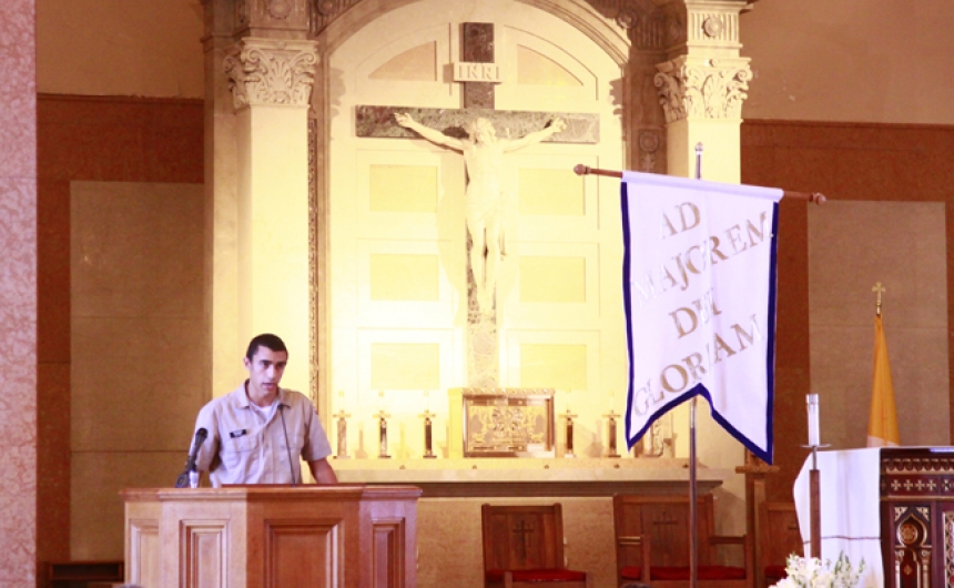 thanksgivingdrive_2012_prayerservice_20121121_web_004