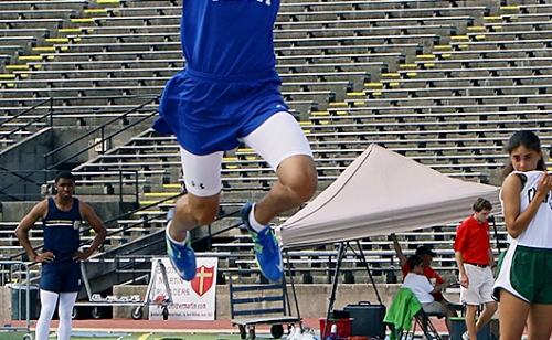 TrackField_DistrictMeet_20170420_033