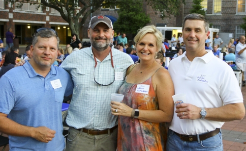 Volunteer_Party_20170421_06