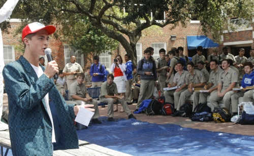 Welcome-Week_20160829_Monday-Lunch-Jousting_002