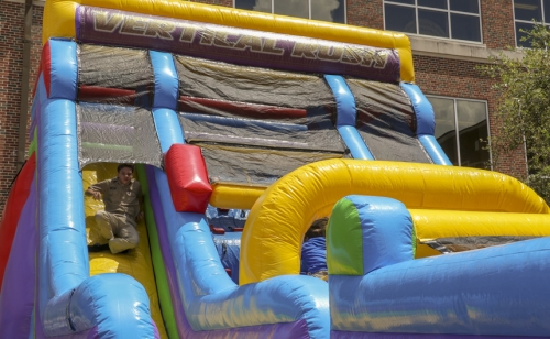 WelcomeWeek2018_Inflatable_20180827_064