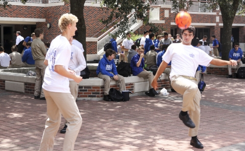 ThursCourtyardGames_20170901_070