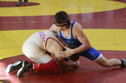 wrestling_2012-13_treyculottainvitational_brothermartin_20121222_webimages_003