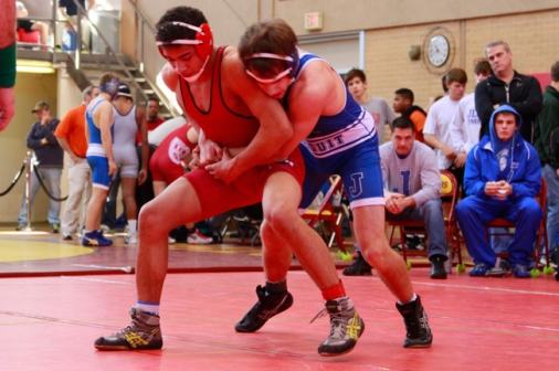 wrestling_2012-13_treyculottainvitational_brothermartin_20121222_webimages_010