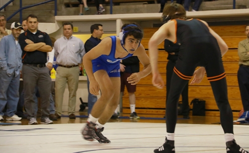 Wrestling_20151209_vsCatholicBR_071