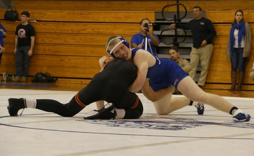 Wrestling_20151209_vsCatholicBR_156