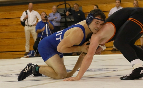 Wrestling_20151209_vsCatholicBR_210