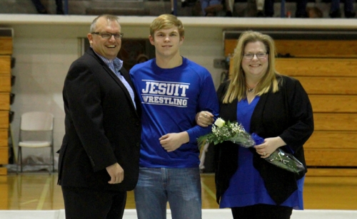 WrestlingvsHolyCross_20160203_034