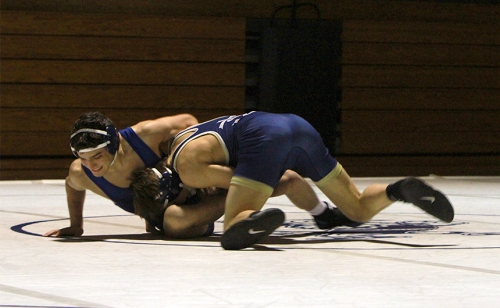 WrestlingvsHolyCross_20160203_172