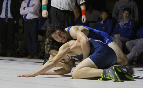 WrestlingvsHolyCross_20160203_268