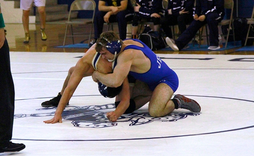 wrestling_holycrossduals__20150208_122